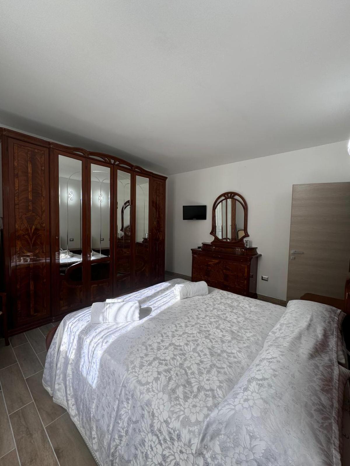 Villa Il Pergolato Aielli Esterno foto